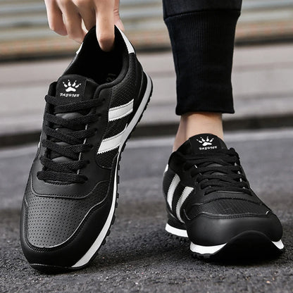 Voyager Sneakers